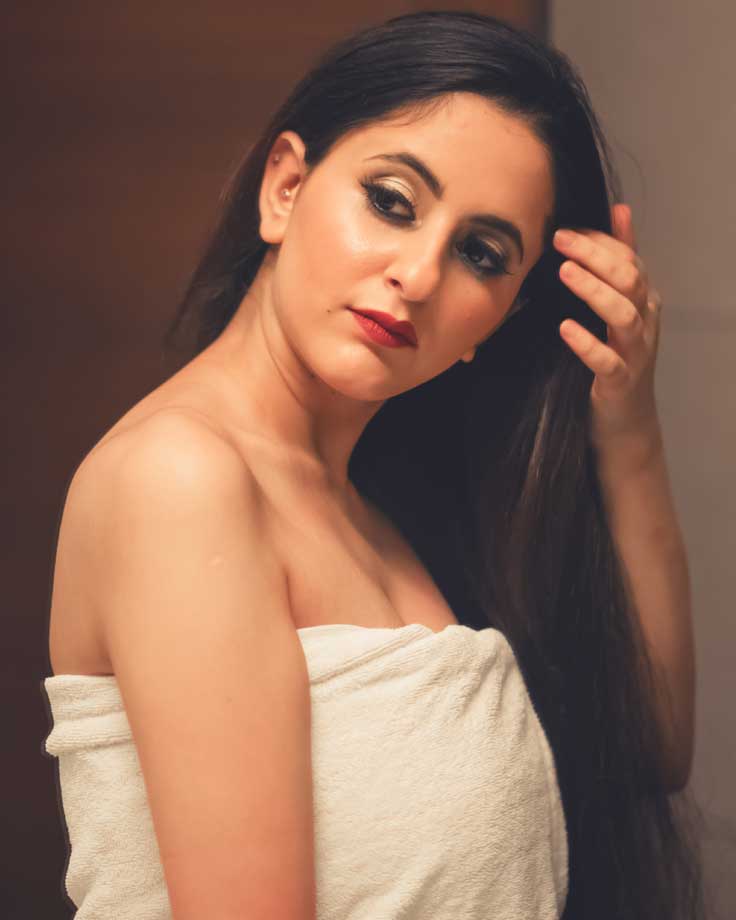 Best Call Girls in Aerocity